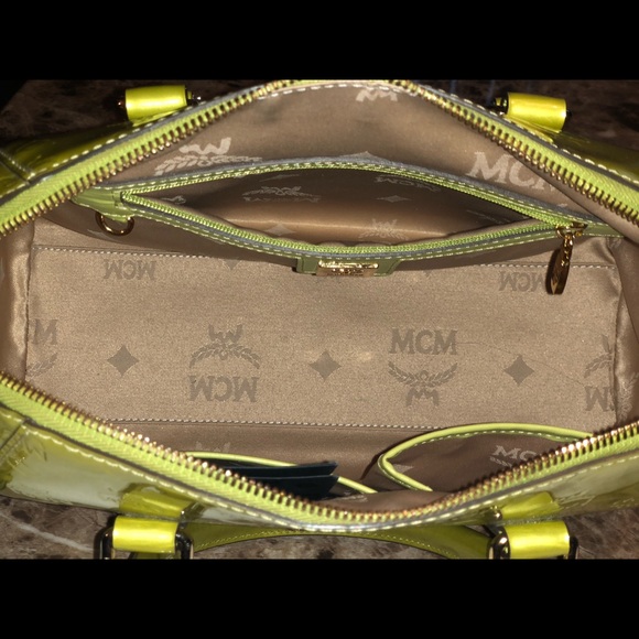 Authentic Beautiful MCM medium size handbag! - Picture 2 of 6